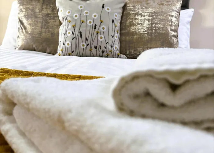 Daisy - An Enchanting