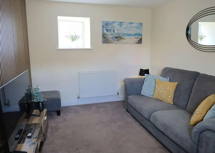 Daisy - An Enchanting Scarborough